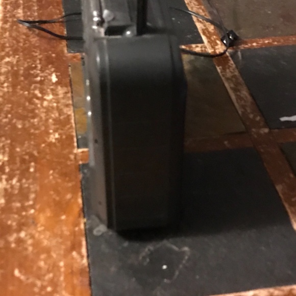 Radio - Picture 5 of 6